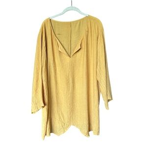 Flowy Gold  Boho Top. Plus Size. 5XL.  3/4 Sleeve. Tiny Pinpoint Spot. See‎ Pic.